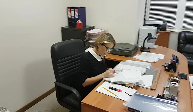 Хорошая секретарша это та, которая сперму глотает всегда